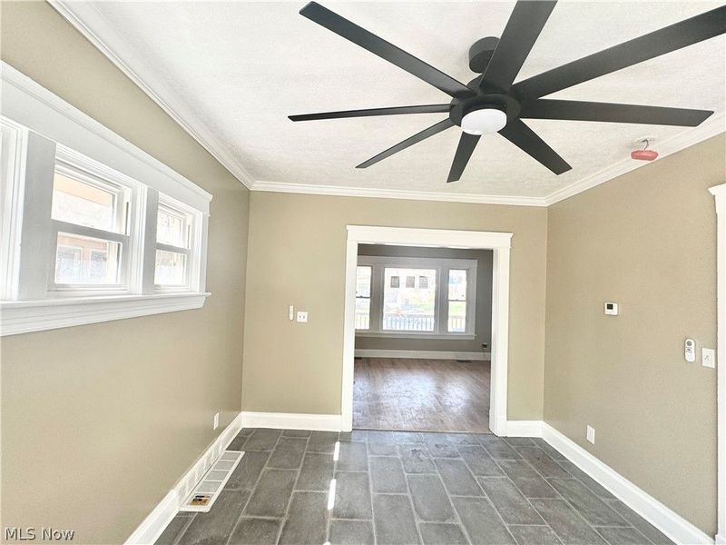 9606 Parmelee Avenue, Cleveland, OH 44108 Photo 10