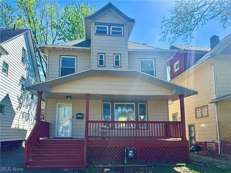 9606 Parmelee Avenue, Cleveland, OH 44108 Photo 2