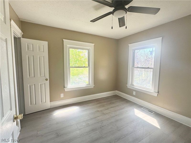 9606 Parmelee Avenue, Cleveland, OH 44108 Photo 21