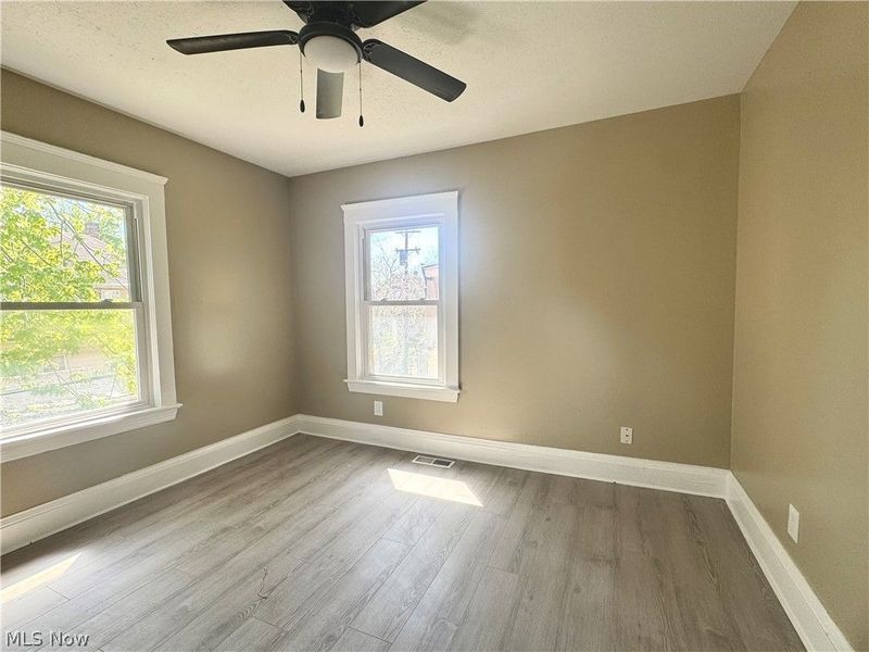 9606 Parmelee Avenue, Cleveland, OH 44108 Photo 22