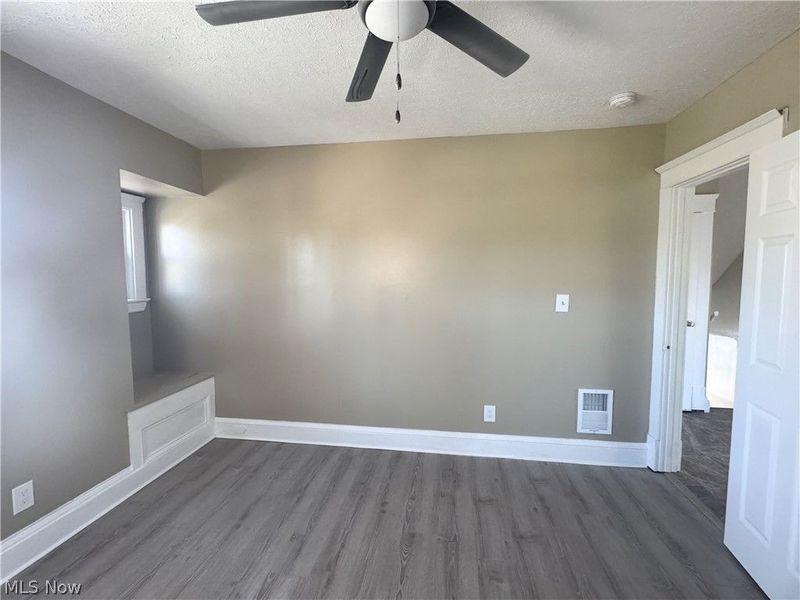 9606 Parmelee Avenue, Cleveland, OH 44108 Photo 27