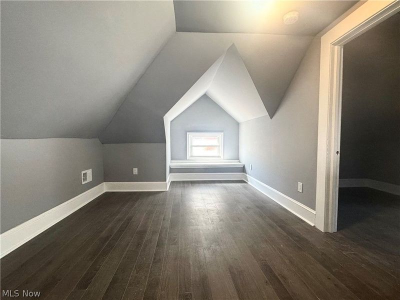 9606 Parmelee Avenue, Cleveland, OH 44108 Photo 29