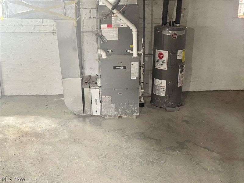 9606 Parmelee Avenue, Cleveland, OH 44108 Photo 31