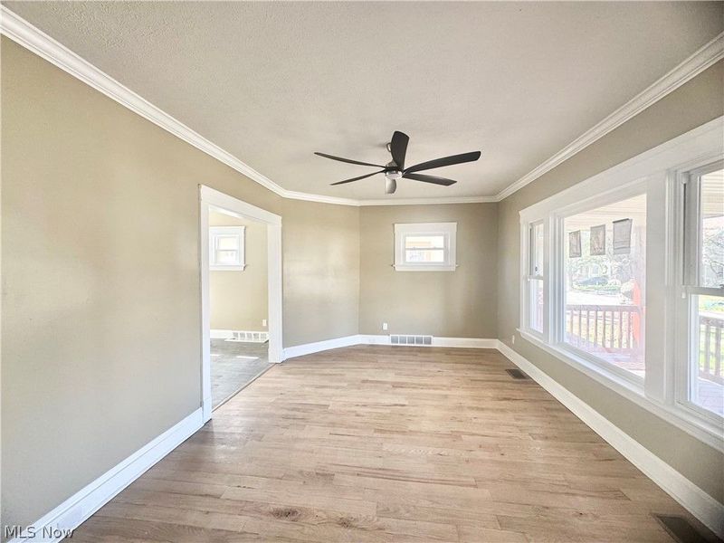 9606 Parmelee Avenue, Cleveland, OH 44108 Photo 7