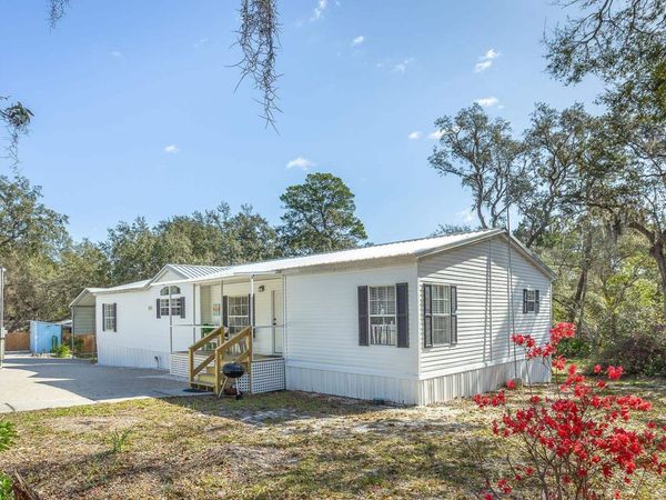657 Pine Street, Alligator Point, FL 32346