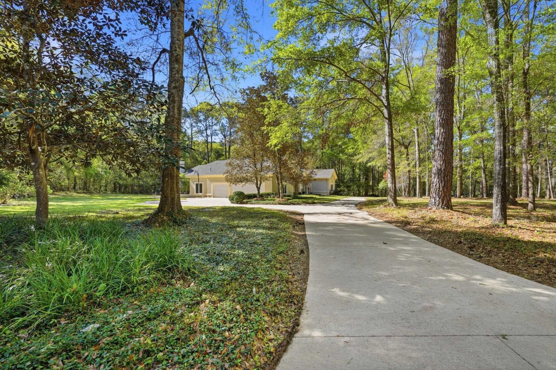 278 E Rosehill Drive, Tallahassee, FL 32312 Photo