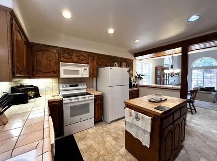 105 Top Of The West Drive, Lake Almanor, CA 96020 Photo