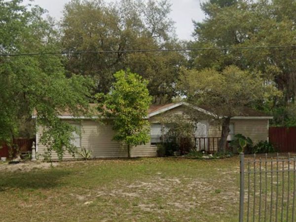 104 TANGERINE Trail, Satsuma, FL 32189