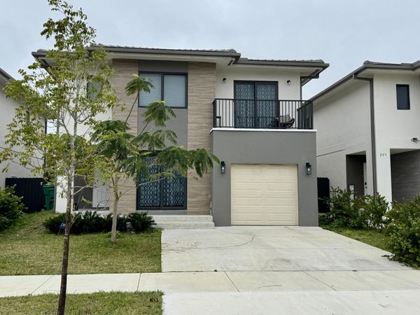 205 NW 12th Court, Florida City, FL 33034