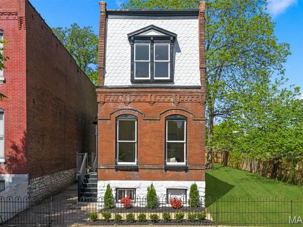 3431 Indiana Avenue, St Louis, MO 63118