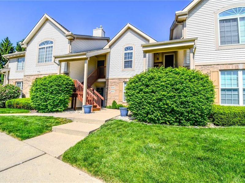 9439 Captiva Bay Drive, Miami Township, OH 45342 Photo 2