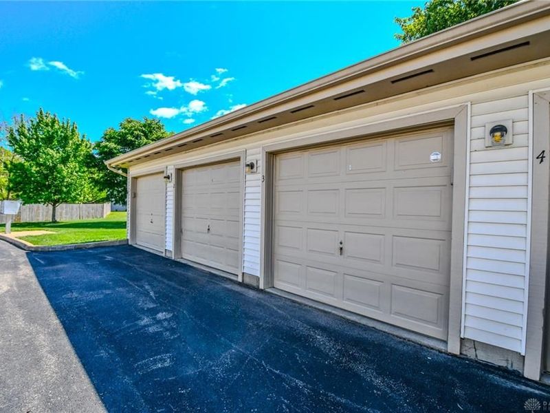 9439 Captiva Bay Drive, Miami Township, OH 45342 Photo 23