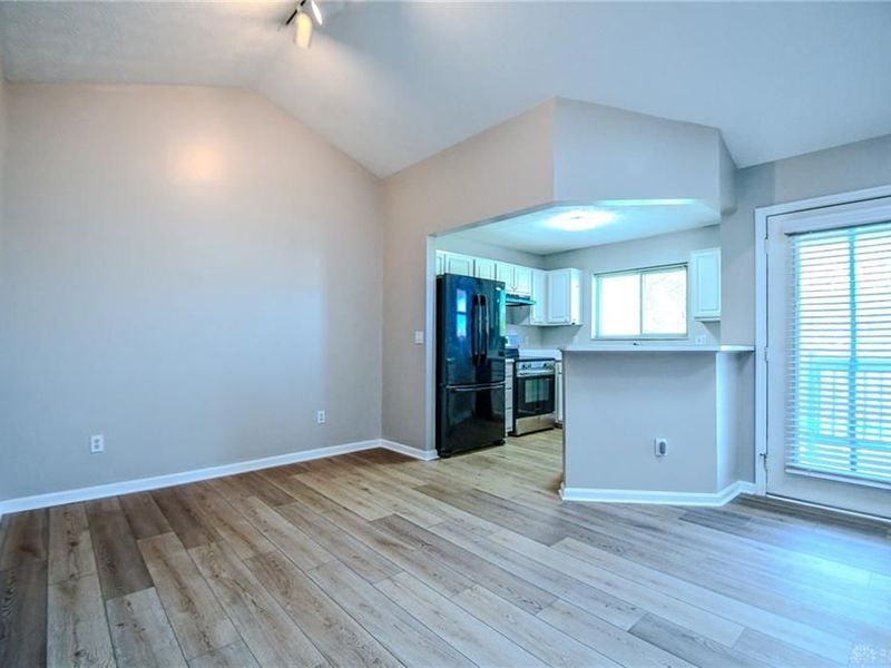 9439 Captiva Bay Drive, Miami Township, OH 45342 Photo 6