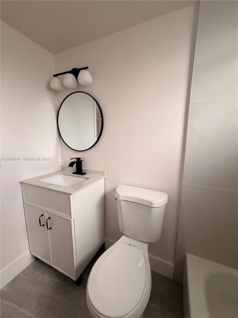 318 NW 30th Ter, Fort Lauderdale, FL 33311 Photo