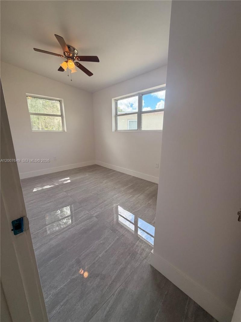 318 NW 30th Ter, Fort Lauderdale, FL 33311 Photo