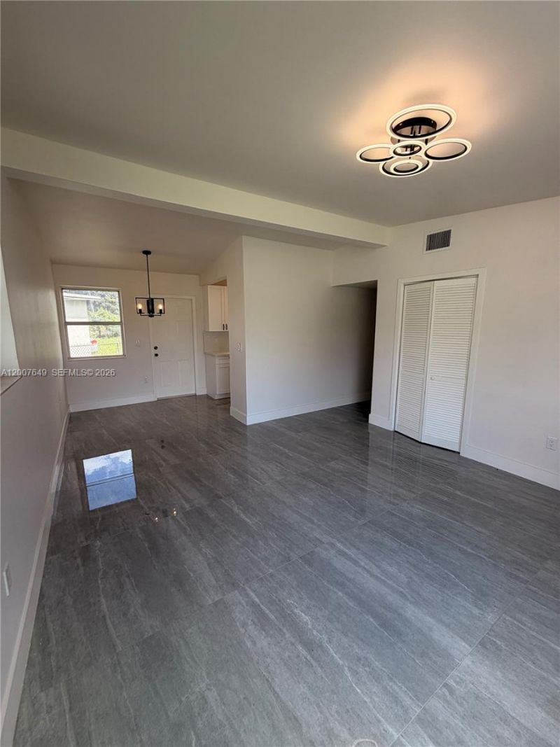 318 NW 30th Ter, Fort Lauderdale, FL 33311 Photo