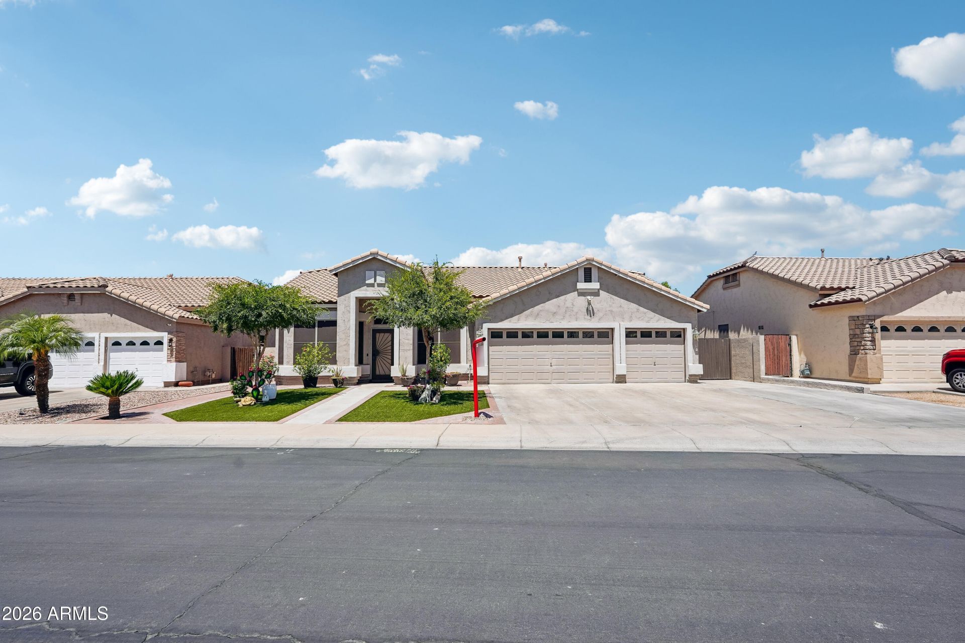 8334 W Marlette Avenue, Glendale, AZ 85305 Main Photo