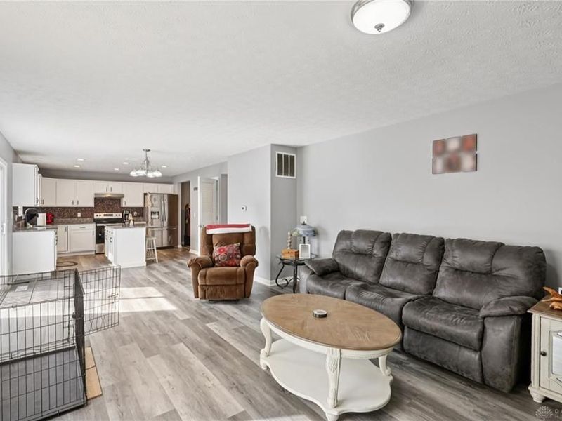 4012 Atha Court, Riverside, OH 45424 Photo 6