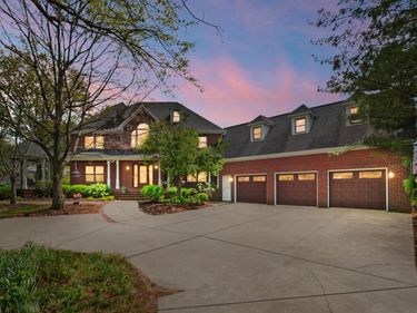 8290 Dustin Road, Galena, OH 43021