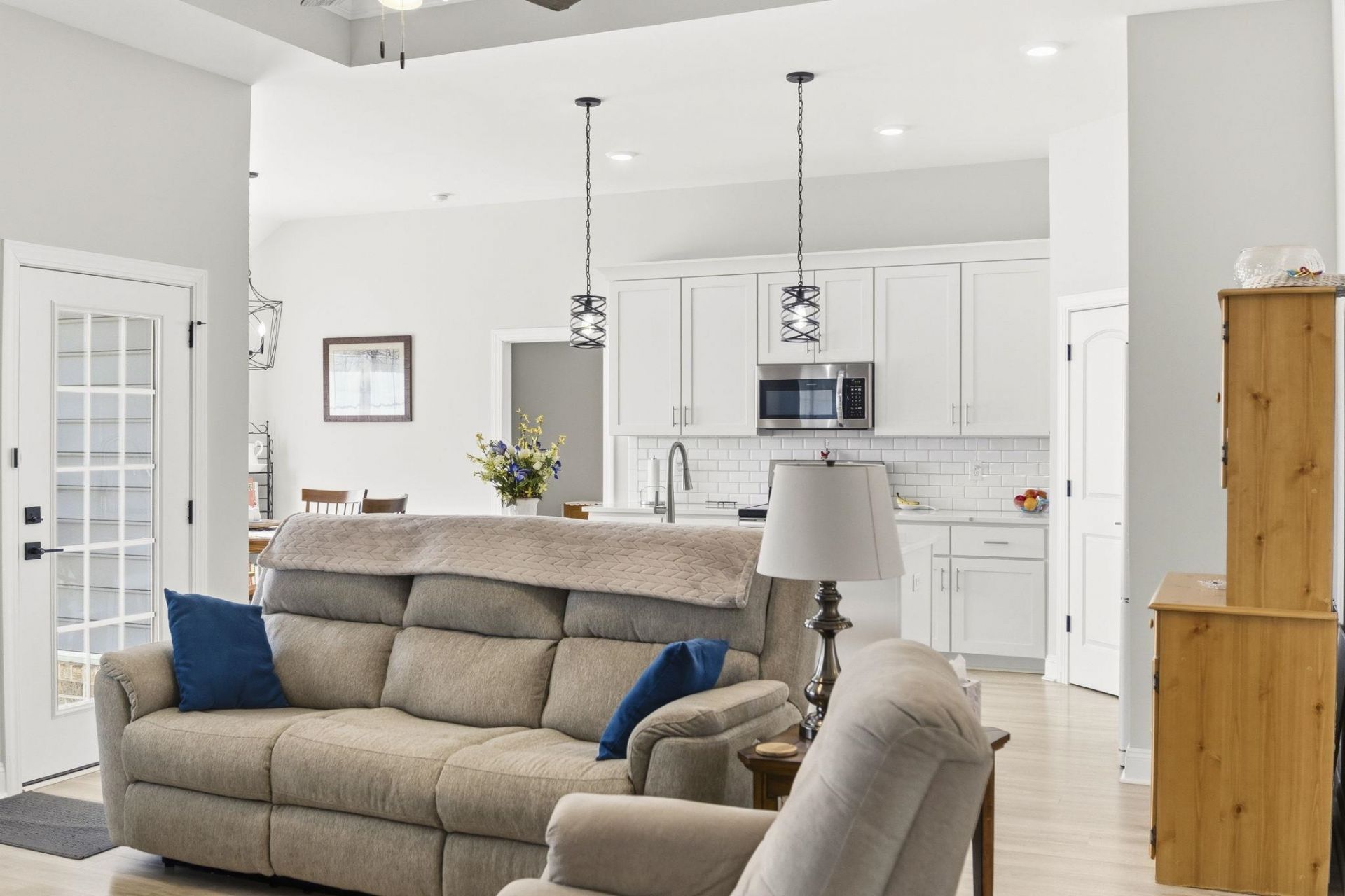 330 Canyon Dr.  Photo 11