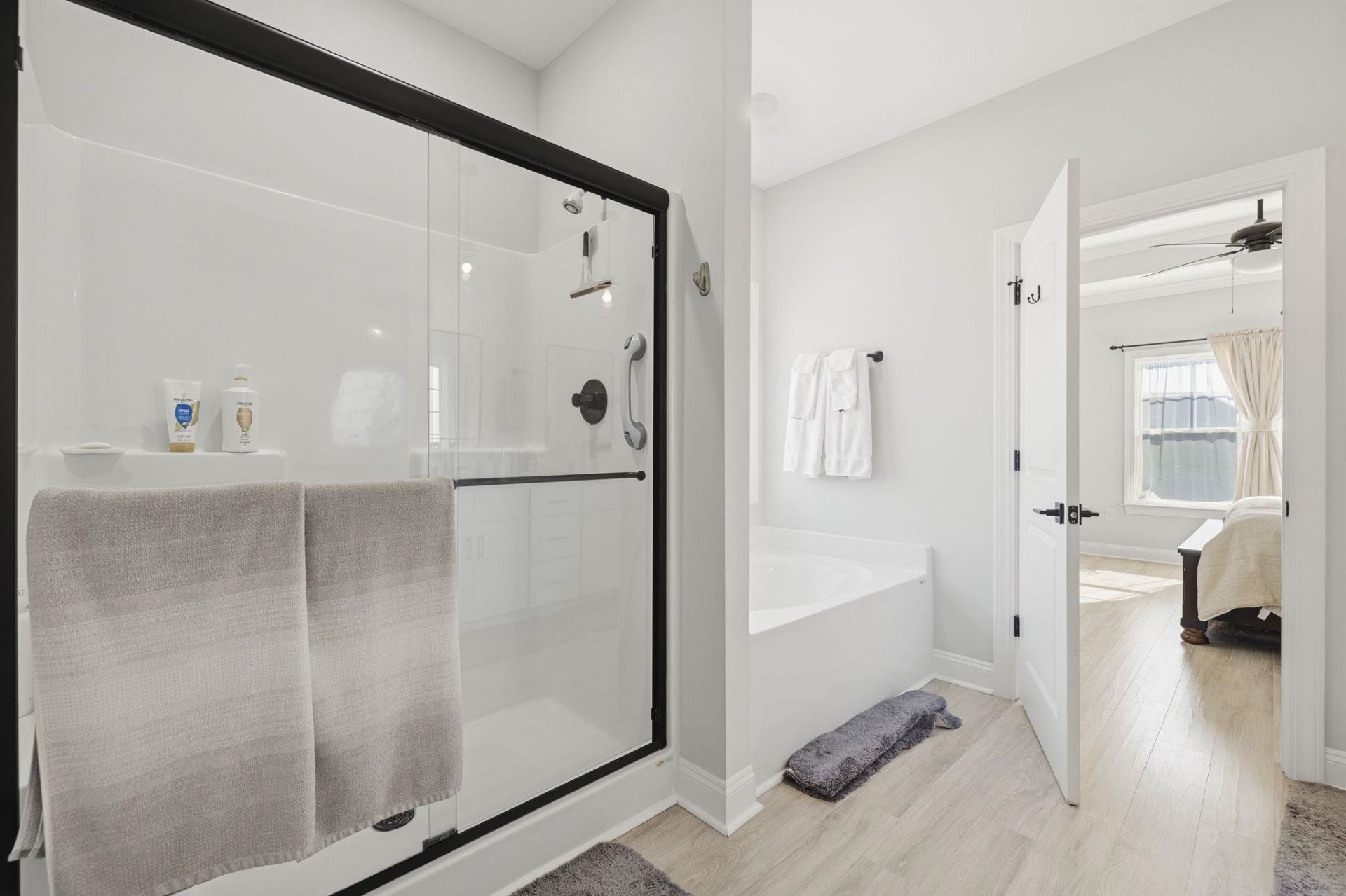 330 Canyon Dr.  Photo 24