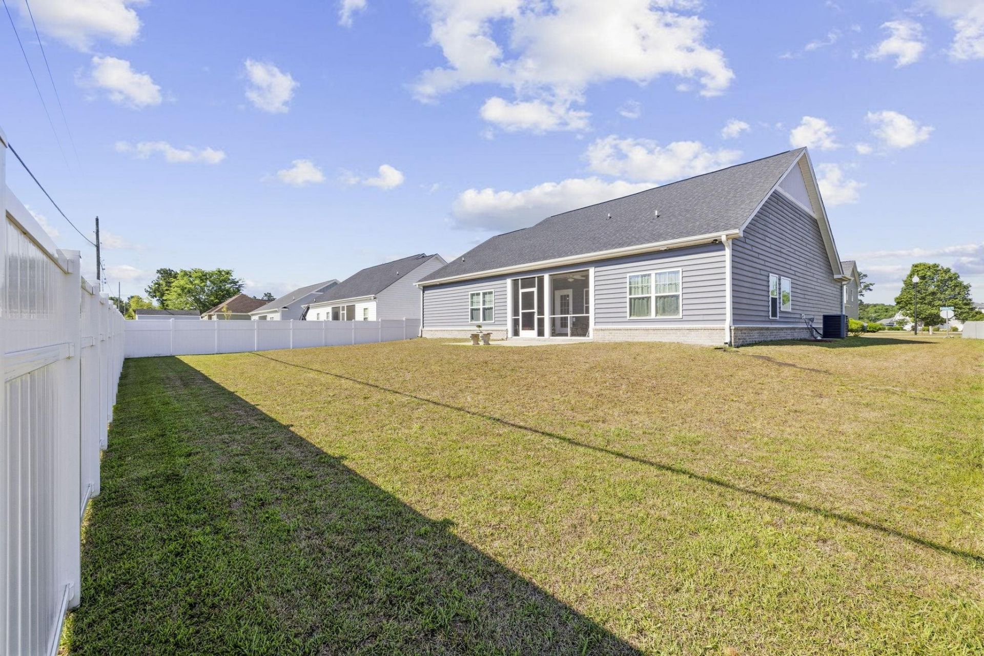 330 Canyon Dr.  Photo 34