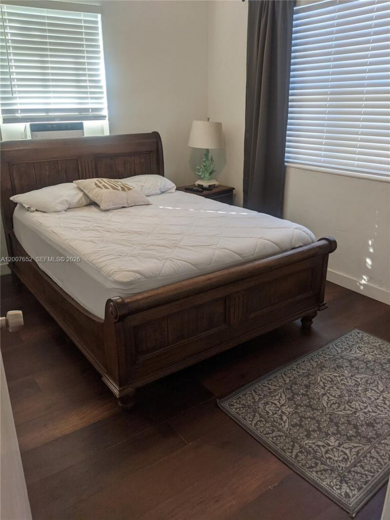 7741 Hawthorne Ave, Unit 7741, Miami Beach, FL 33141 Photo