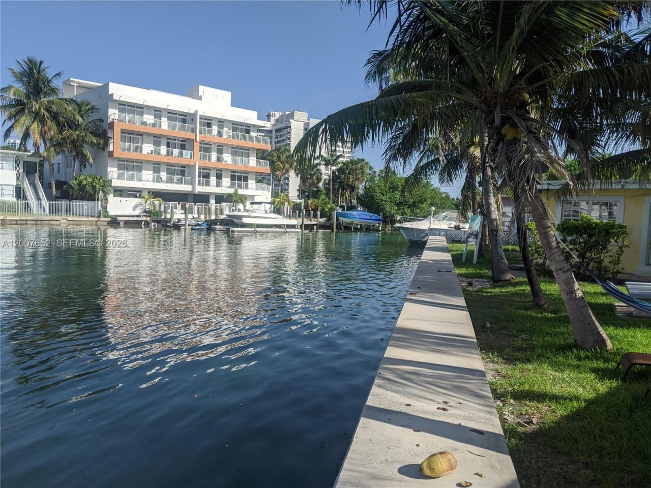 7741 Hawthorne Ave, Unit 7741, Miami Beach, FL 33141 Photo