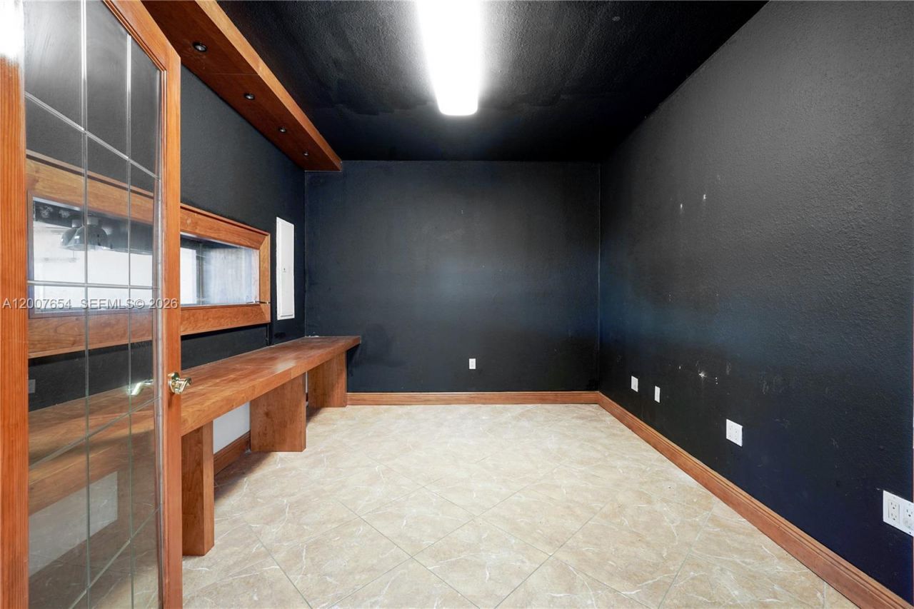 20000 SW 216th St, Miami, FL 33170 Photo