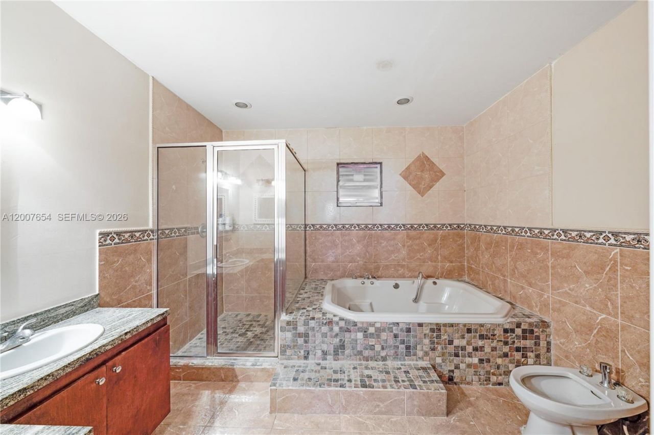 20000 SW 216th St, Miami, FL 33170 Photo