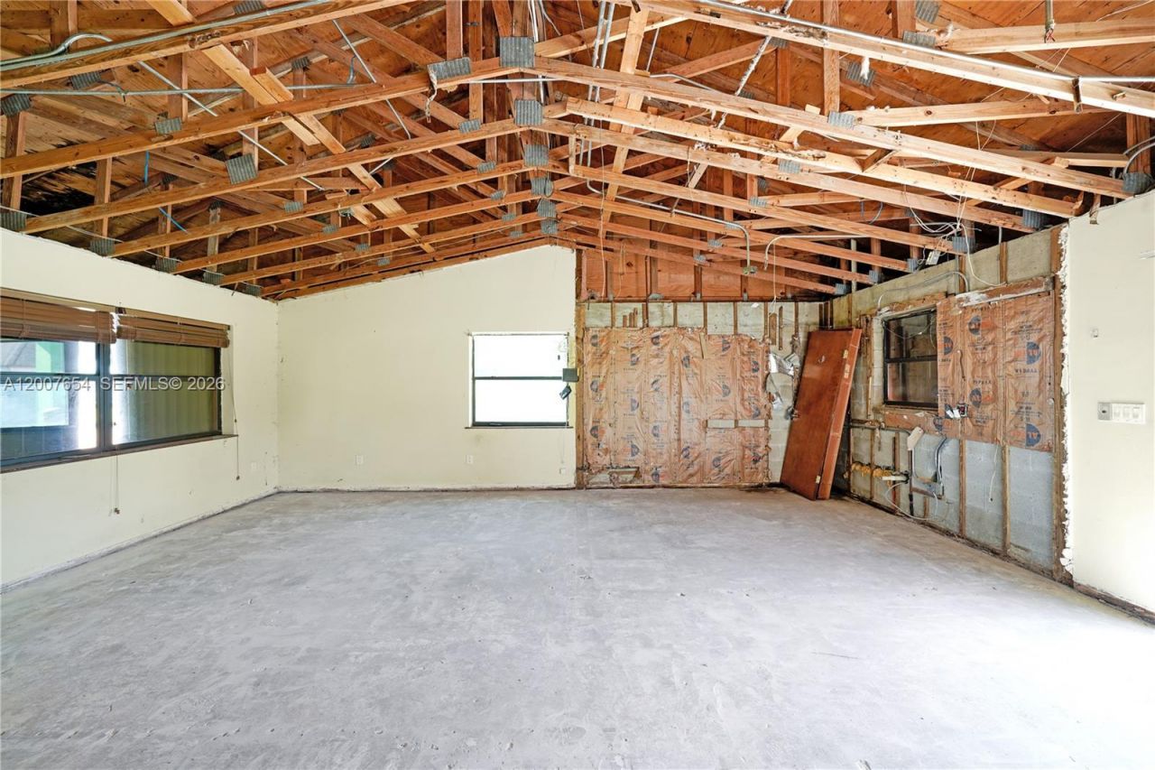 20000 SW 216th St, Miami, FL 33170 Photo