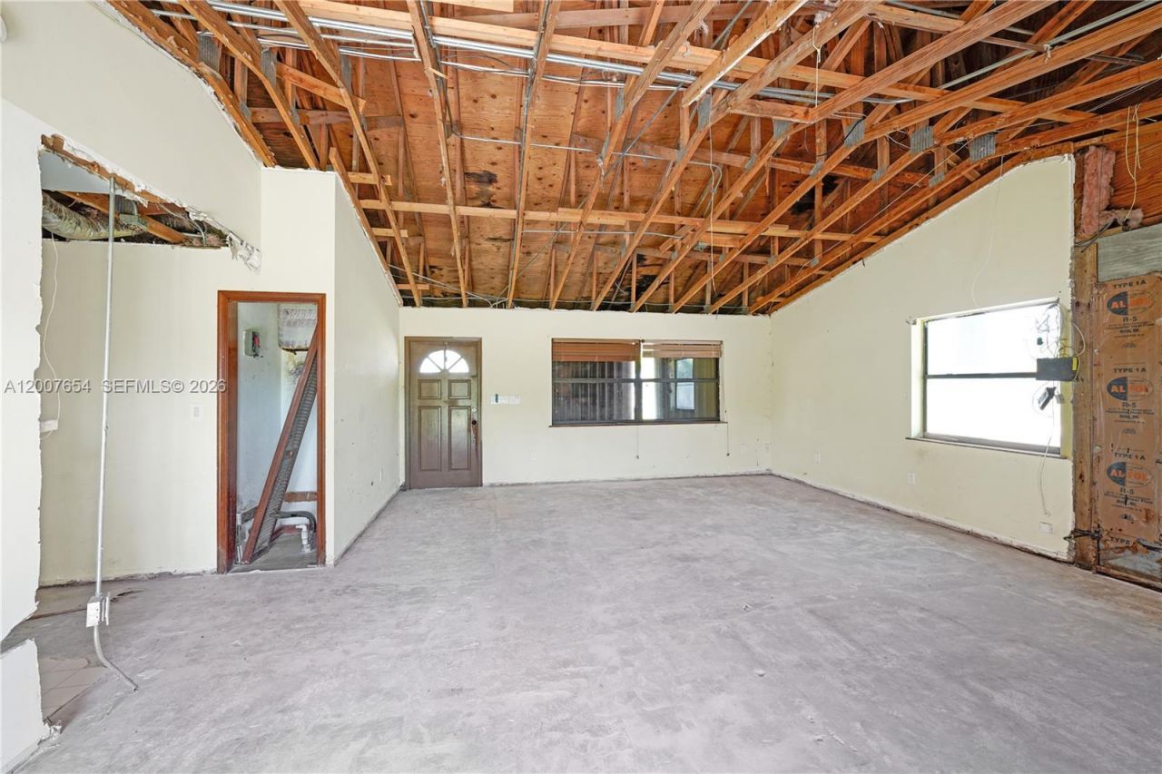 20000 SW 216th St, Miami, FL 33170 Photo