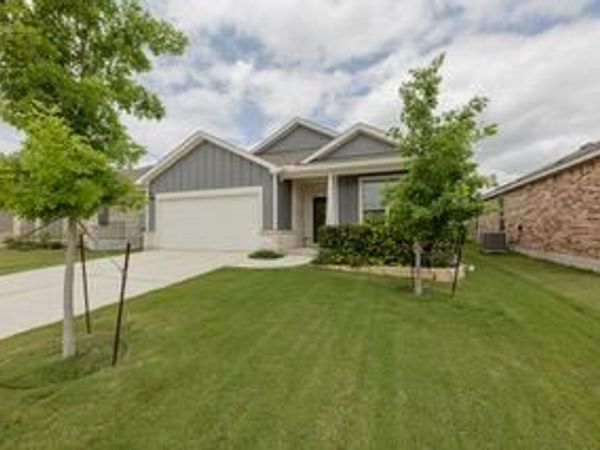 125 Janice RD, Taylor, TX 76574