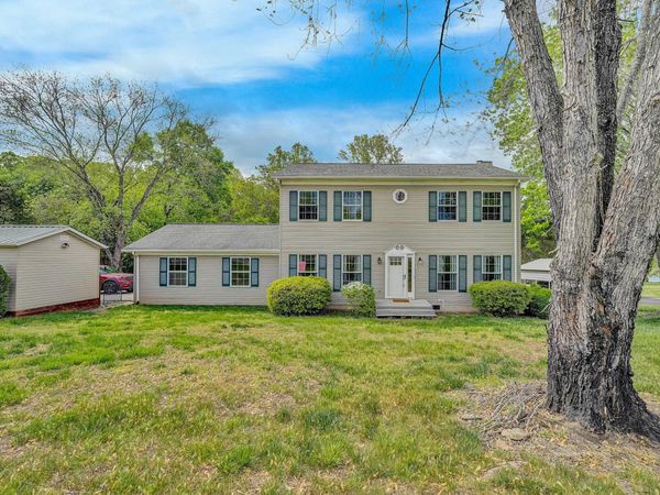 10 Sunny Cove DR , Moneta, VA 24121