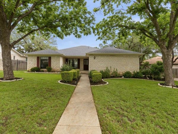 103 Ajuga CT, Lakeway, TX 78734