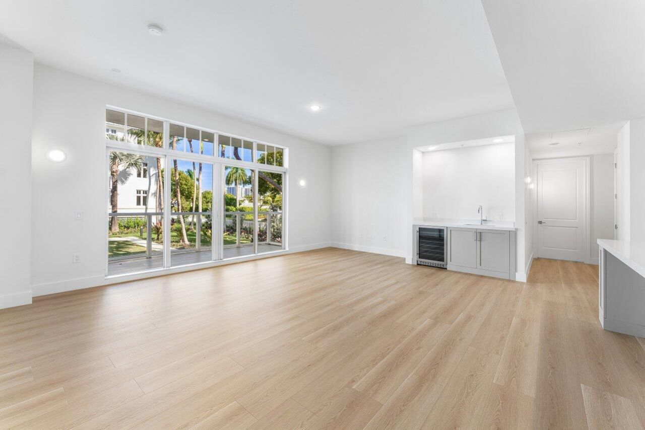 178 Lake Drive, Unit 4102, Palm Beach Shores, FL 33404 Photo