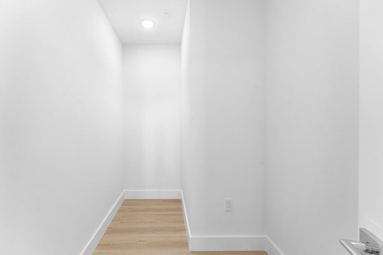 178 Lake Drive, Unit 4102, Palm Beach Shores, FL 33404 Photo