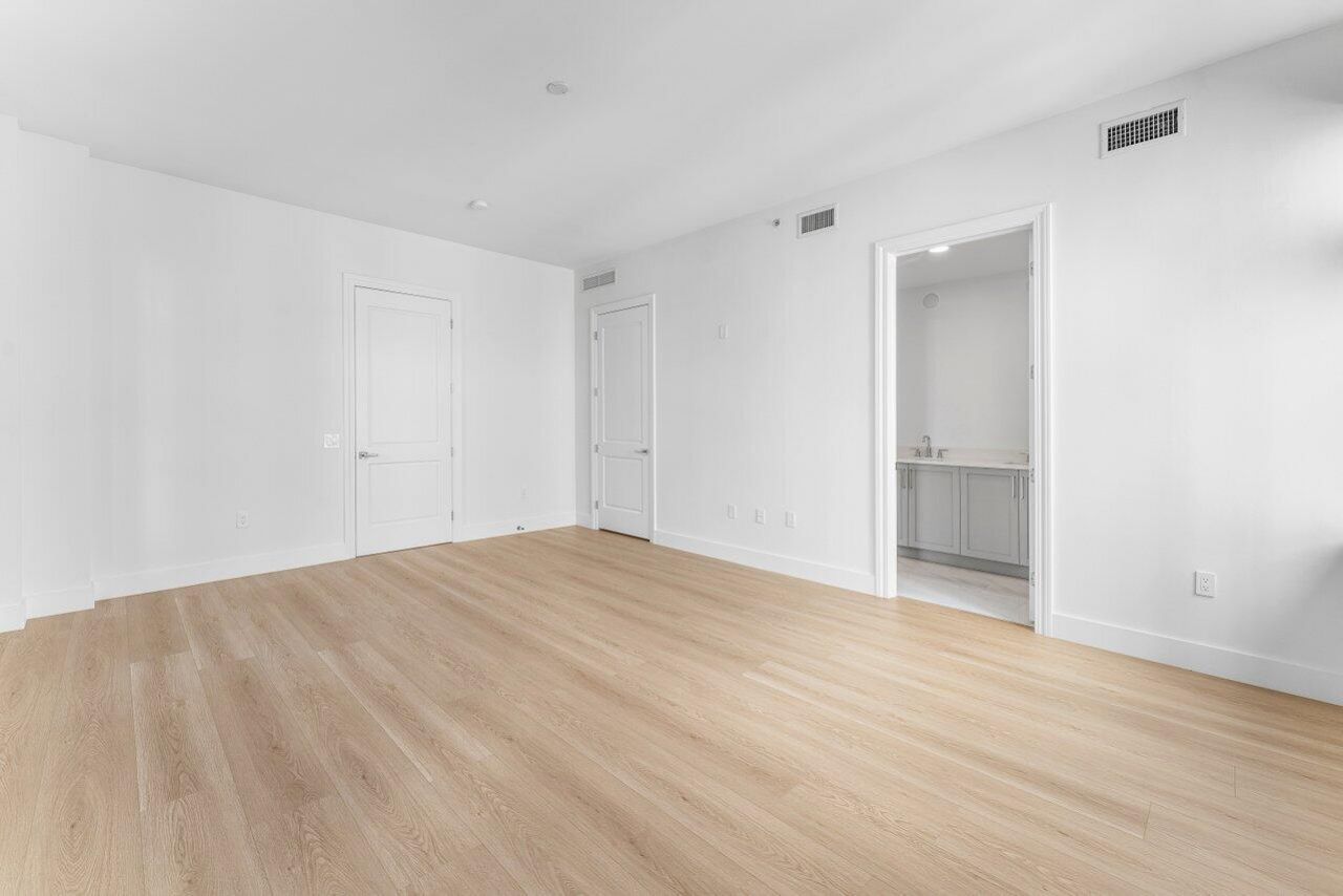 178 Lake Drive, Unit 4102, Palm Beach Shores, FL 33404 Photo