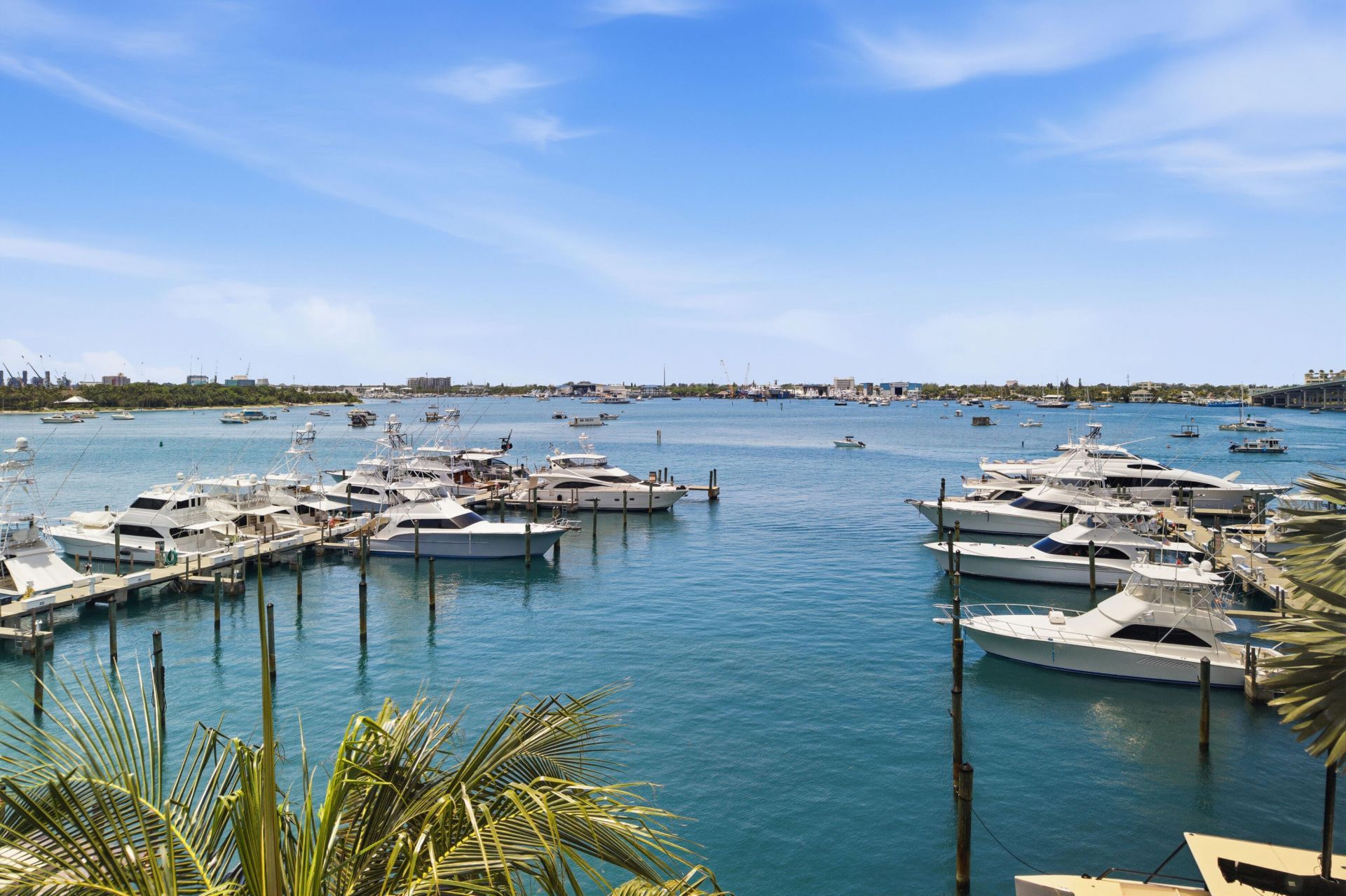 178 Lake Drive, Unit 4102, Palm Beach Shores, FL 33404 Photo