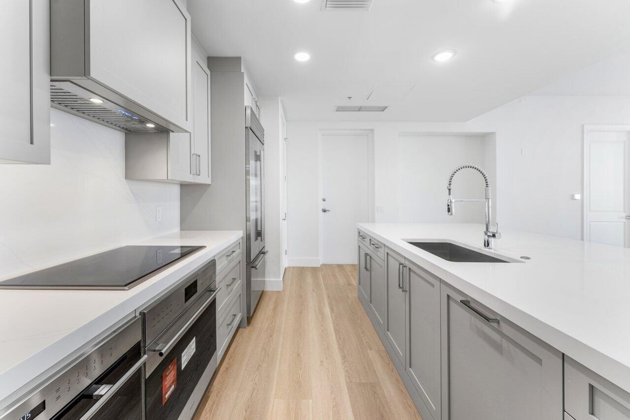 178 Lake Drive, Unit 4102, Palm Beach Shores, FL 33404 Photo