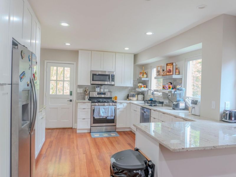 1400 N Hague Avenue, Columbus, OH 43204 Photo 16