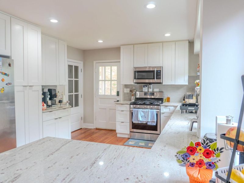 1400 N Hague Avenue, Columbus, OH 43204 Photo 17