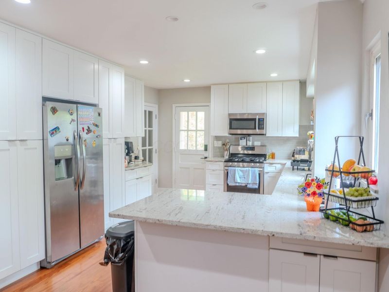 1400 N Hague Avenue, Columbus, OH 43204 Photo 18