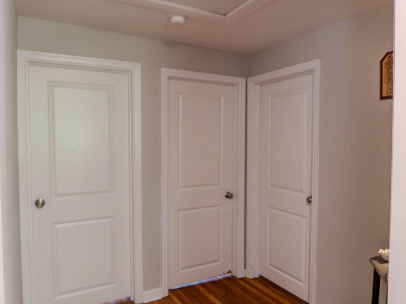 1400 N Hague Avenue, Columbus, OH 43204 Photo 24