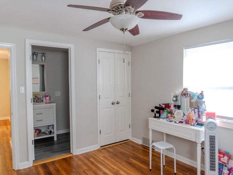 1400 N Hague Avenue, Columbus, OH 43204 Photo 29