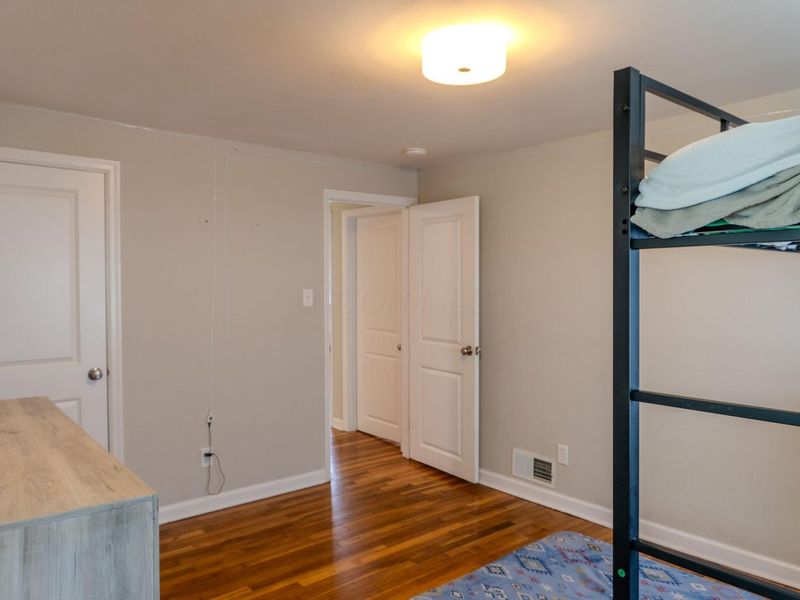 1400 N Hague Avenue, Columbus, OH 43204 Photo 35