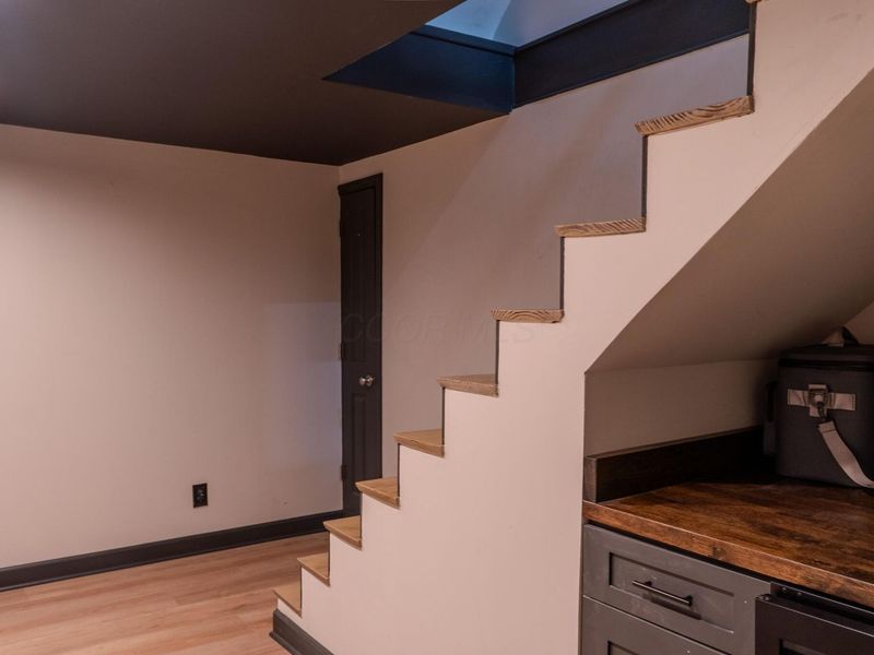 1400 N Hague Avenue, Columbus, OH 43204 Photo 37