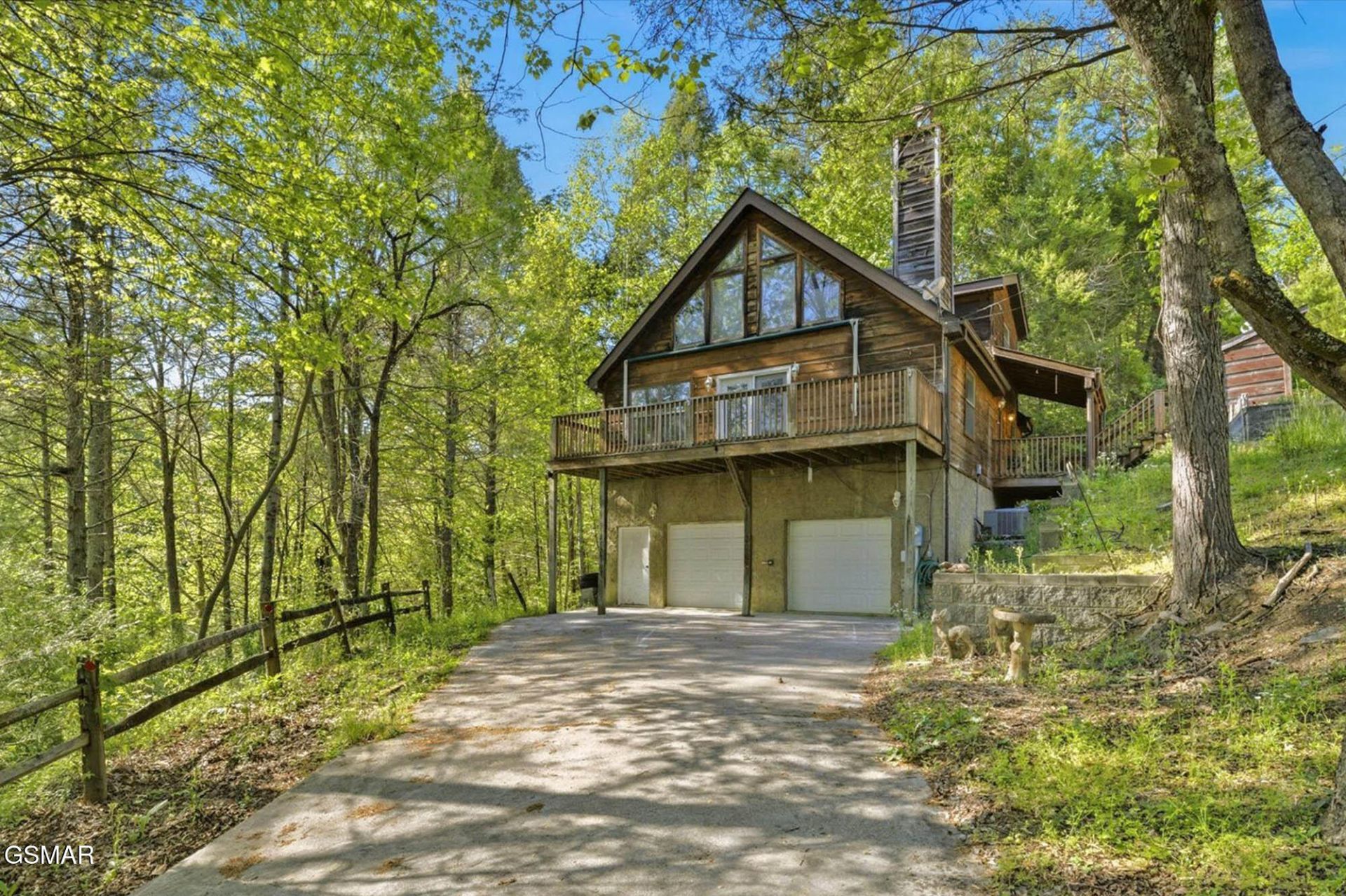 803 Kerrys View Way, Pigeon Forge, TN 37863 Main Photo
