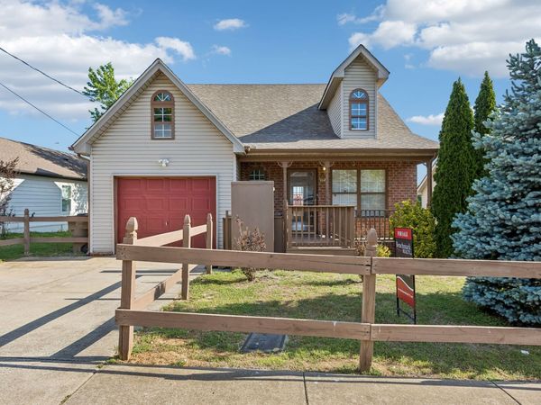 1125 Lakewalk Dr, Antioch, TN 37013