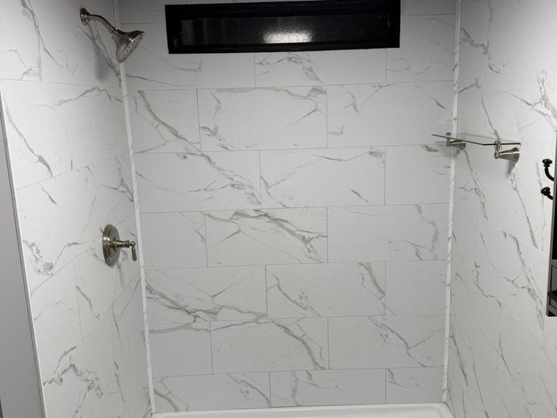 5965 Harrisburg Georgesville Road, Unit 114, Grove City, OH 43123 Photo 16